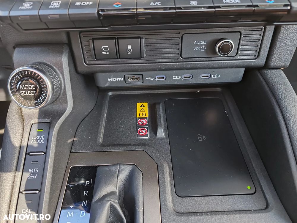 Toyota Land Cruiser - 14