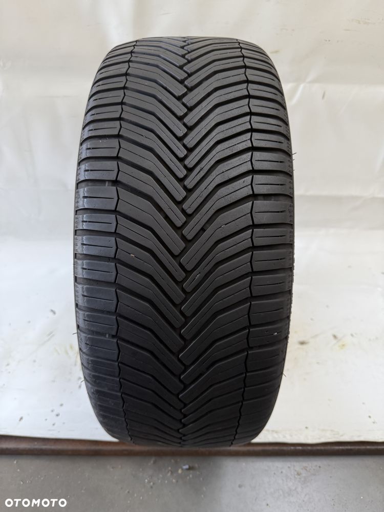 225/40/19 Michelin CrossClimate 93Y - 1