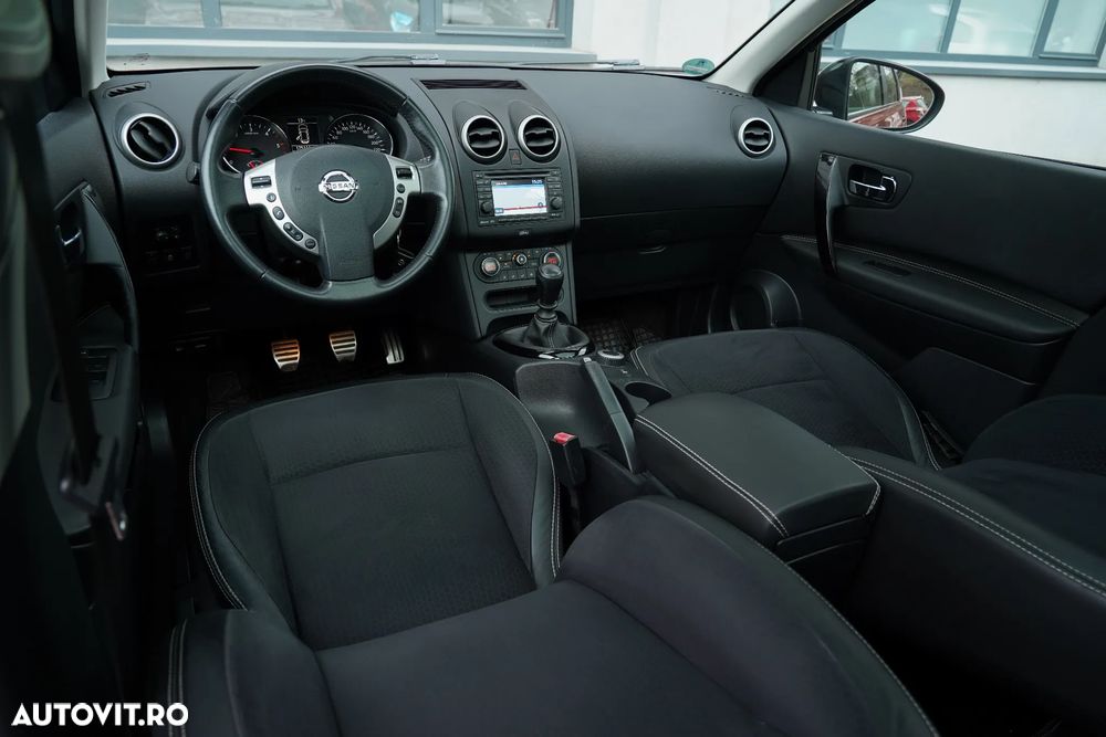 Nissan Qashqai 1.6 DCI 4 x 4 DPF Start/Stop tekna - 6