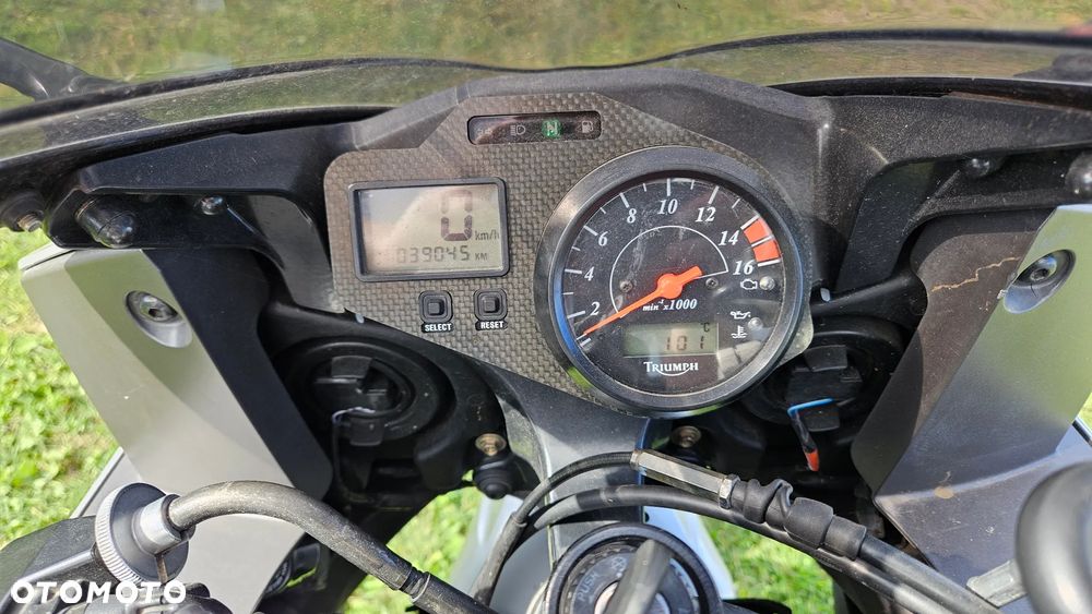 Triumph Daytona - 12
