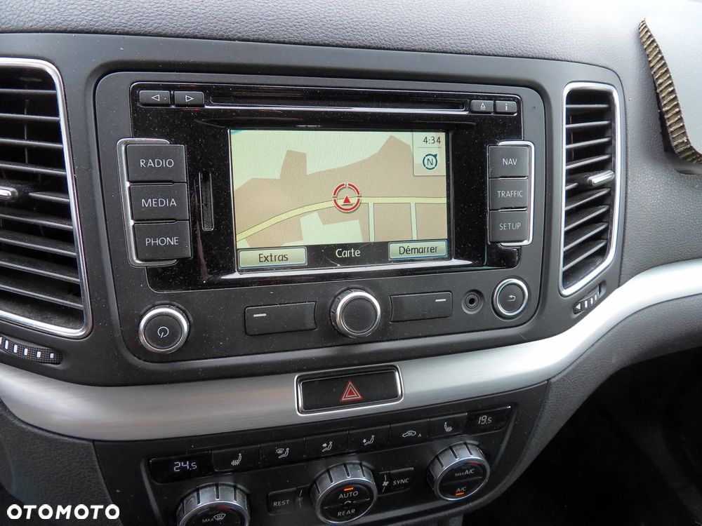 Volkswagen Sharan 2.0 TDI DSG BlueMotion Technology Highline - 19