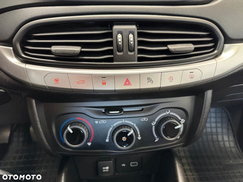 Fiat Tipo 1.4 16V Pop - 16