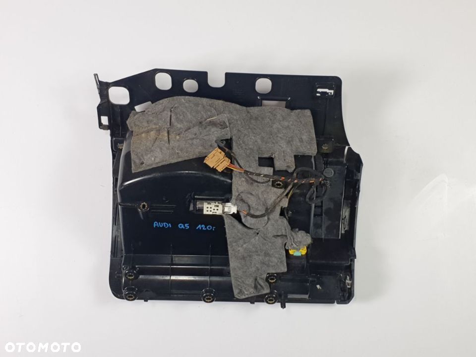 Schowek AUDI Q5 2008 2016 rok - 4