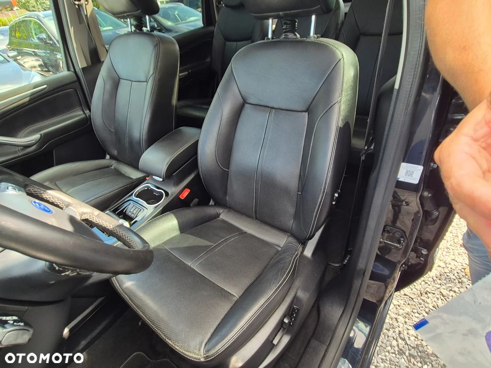 Ford Galaxy 2.0 T Platinium X (Titanium) - 23