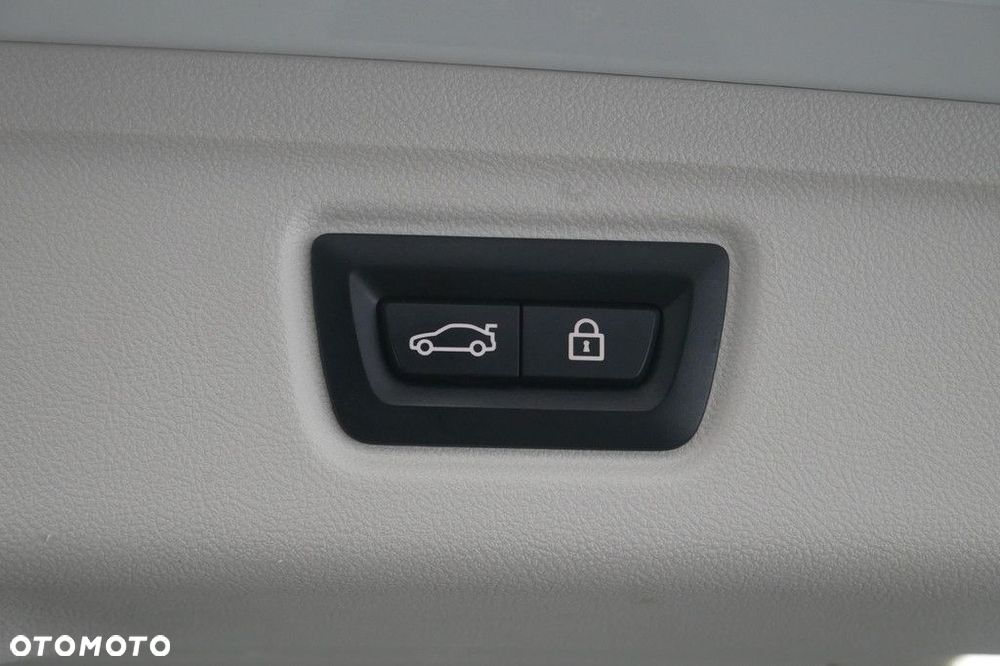 BMW Seria 3 - 18