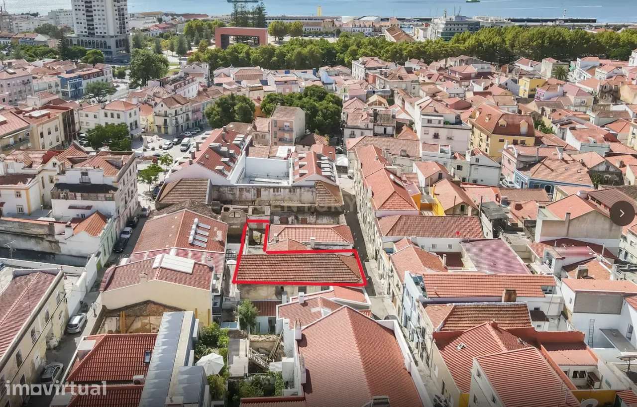 Oportunidade Única de Reabilitação no Coração de Setúbal - Grande imagem: 5/24