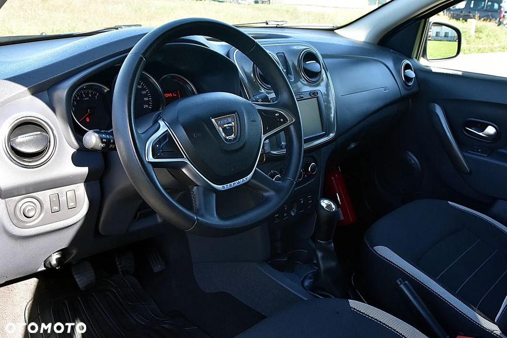 Dacia Sandero Stepway 0.9 TCe Laureate S&S - 15