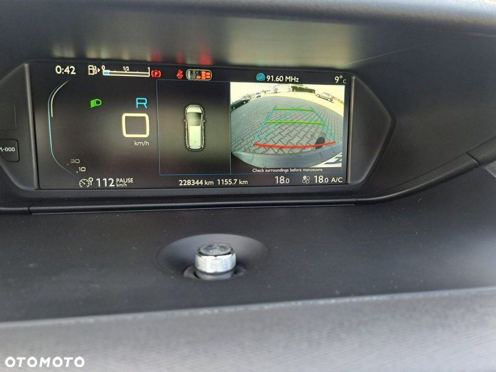 Citroën C4 Grand Picasso - 11