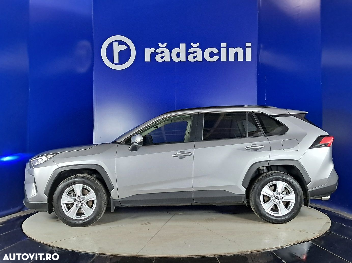 Toyota RAV4 - 2