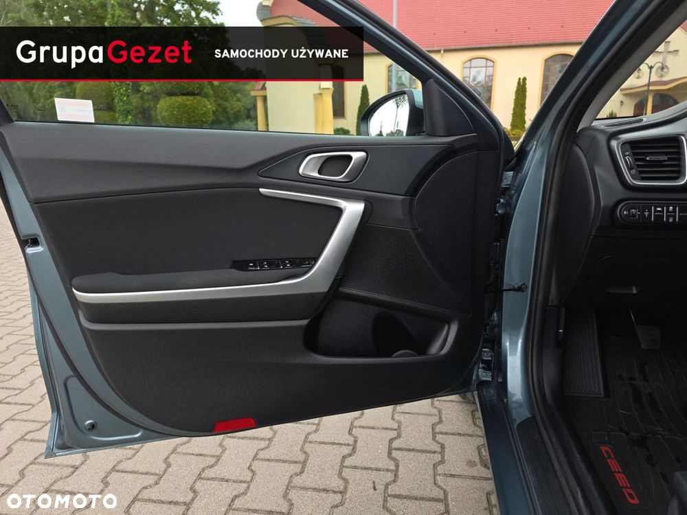 Kia Ceed 1.5 T-GDI M - 9