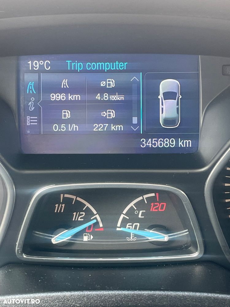 Ford Focus 1.6 TDCI DPF Titanium - 8
