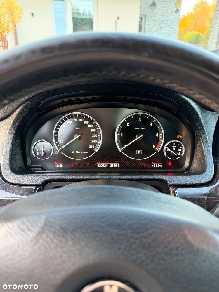 BMW Seria 5 - 8