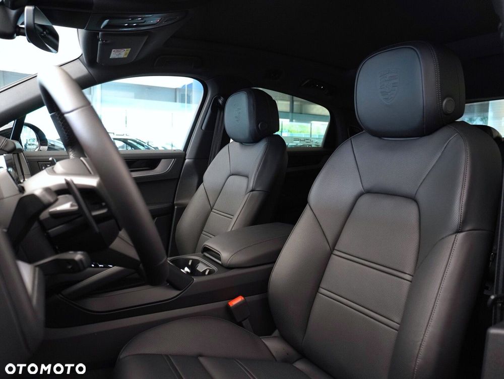 Porsche Cayenne Black Edition - 30