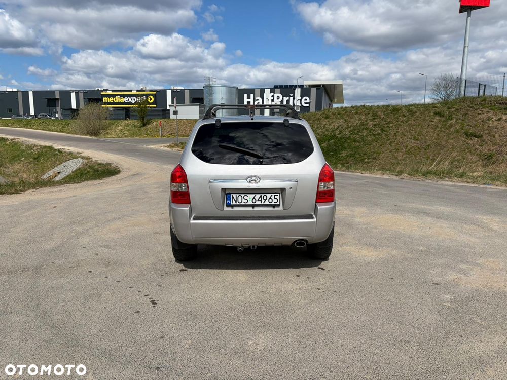 Hyundai Tucson 2.0 4WD GLS - 10