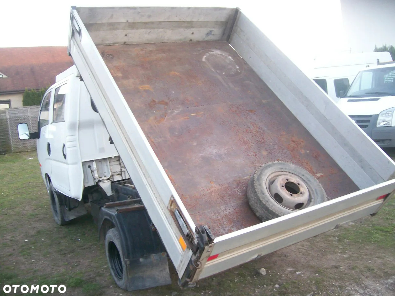 Kia Wywrotka, 6 osób, Doka - 10