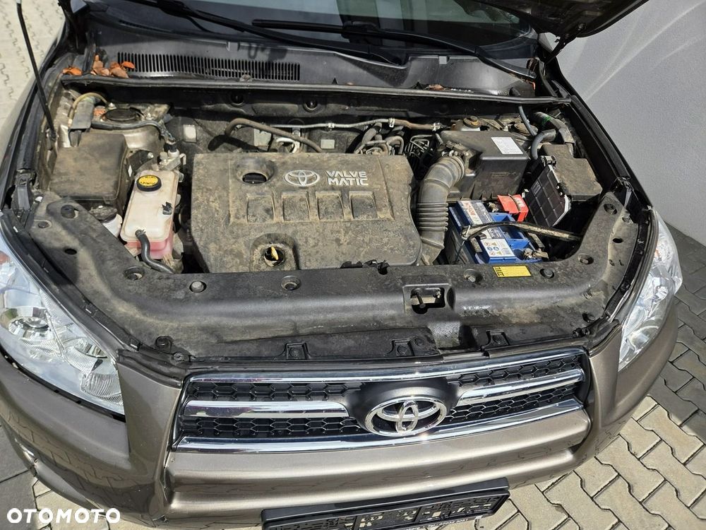 Toyota RAV4 - 19