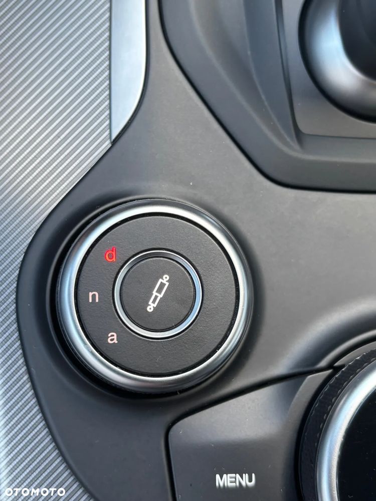 Alfa Romeo Stelvio - 32