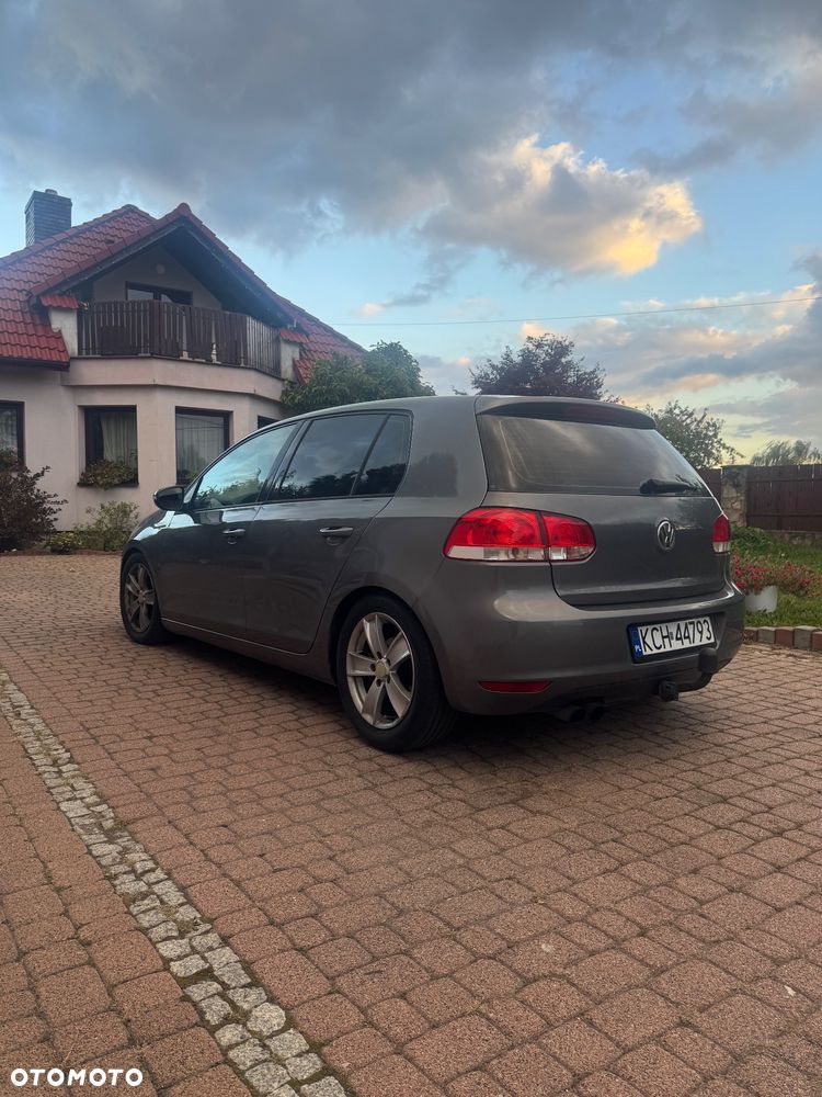 Volkswagen Golf 2011 photo 4