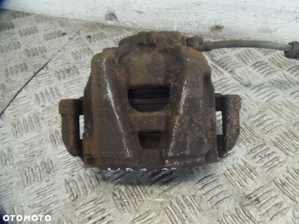AUDI A4 B8 ZACISK HAMULCOWY PRAWY PRZÓD PRZEDNI - 3