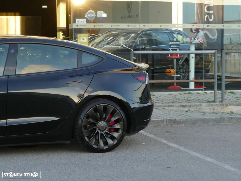 Tesla Model 3 Performance Dual Motor AWD - 17