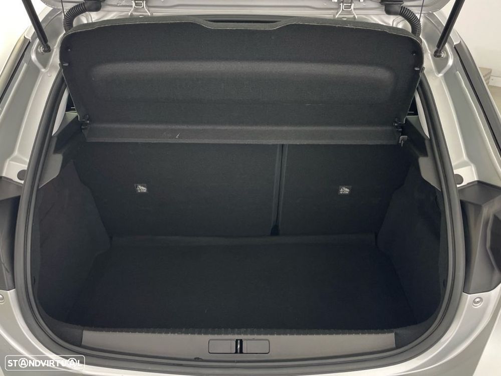 Opel Corsa 1.2 T Elegance — fotografia 13