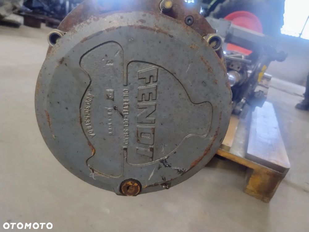 Zwolnica kompletna 752/101-001 FENDT seria 900 VARIO - 5
