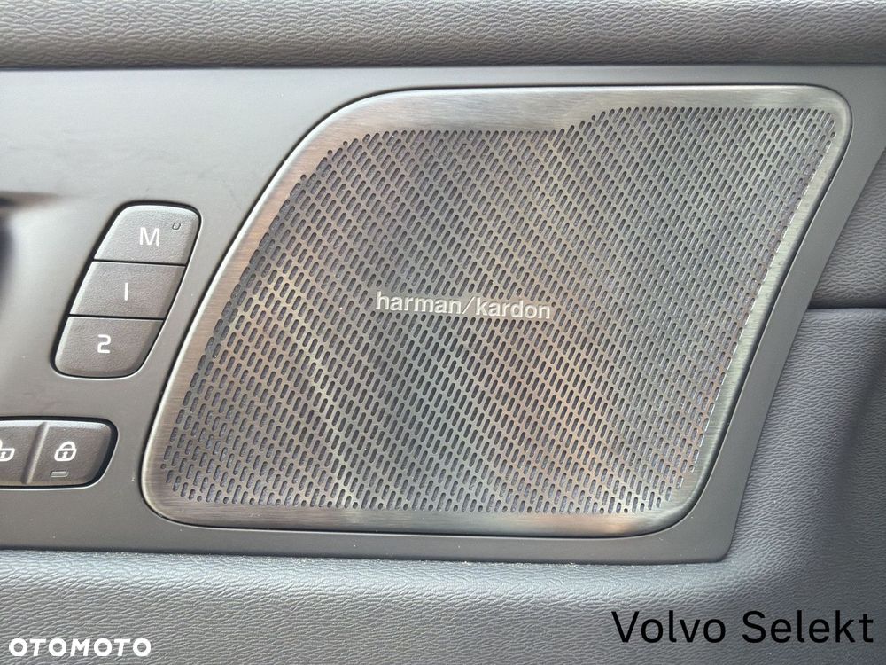 Volvo XC 60 - 32