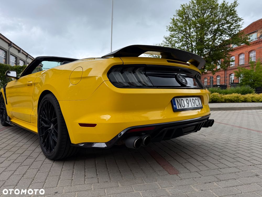 Ford Mustang - 23