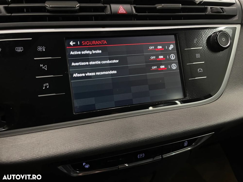 Citroën C4 Grand Space Tourer Spacetourer PureTech 180 Stop&Start EAT8 SHINE - 31