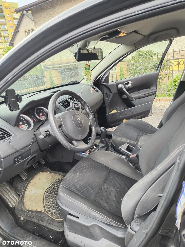 Renault Megane 1.5 dCi Confort Authentique - 5