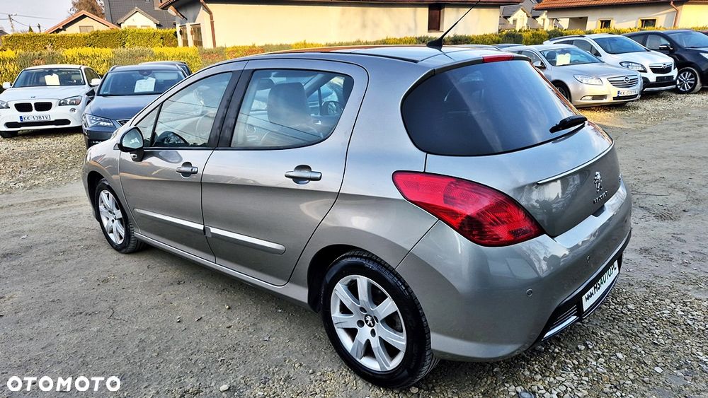 Peugeot 308 1.6 Premium Plus - 19