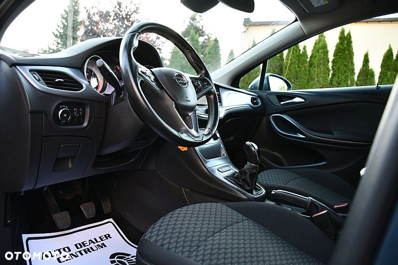 Opel Astra 1.4 Turbo Innovation - 9