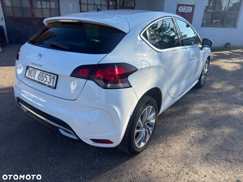 Citroën DS4 1.6 e-HDi SoChic MCP - 5