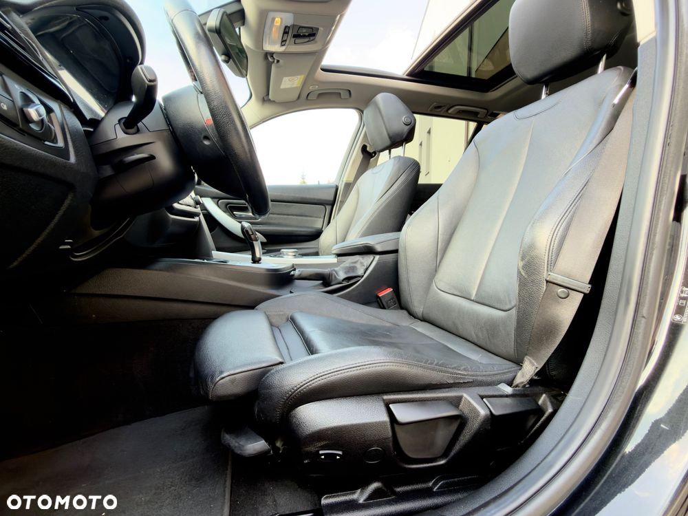 BMW Seria 3 325d Blue Performance Sport Line - 16