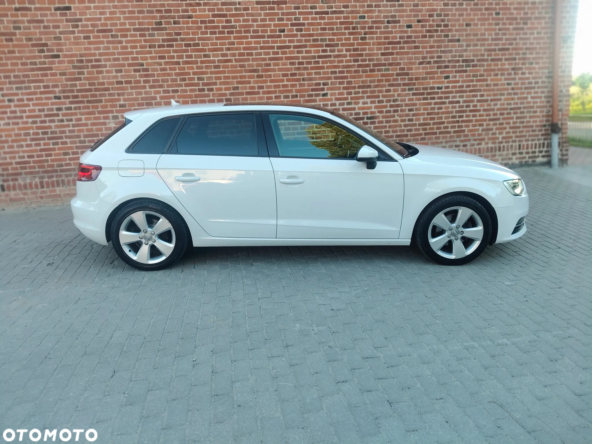 Audi A3 2.0 TDI clean diesel Attraction S tronic - 4