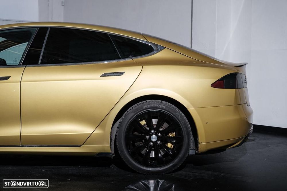 Tesla Model S 85 - 2