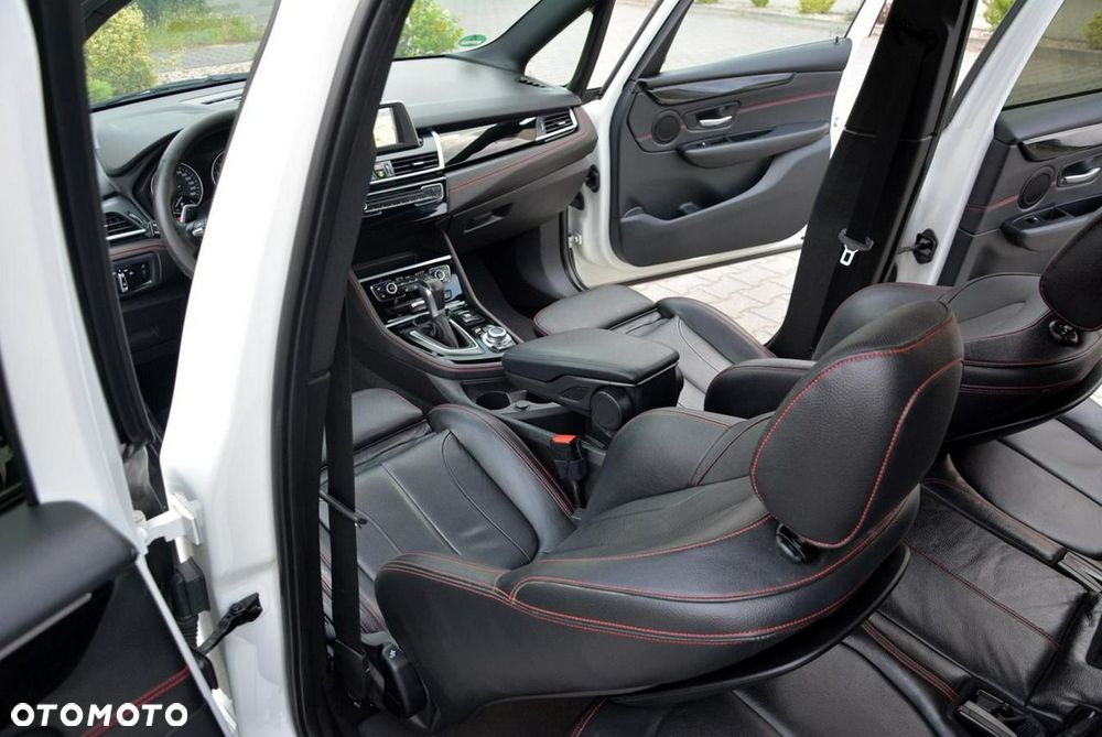 BMW Seria 2 220i Sport-Aut M Sport - 25
