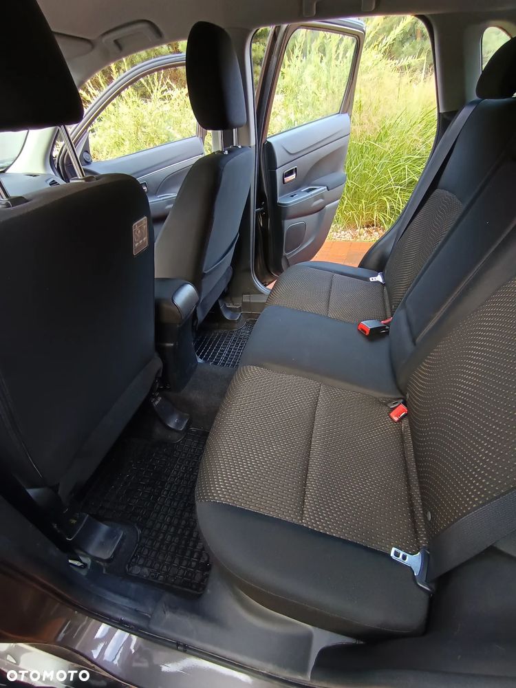 Mitsubishi ASX - 13