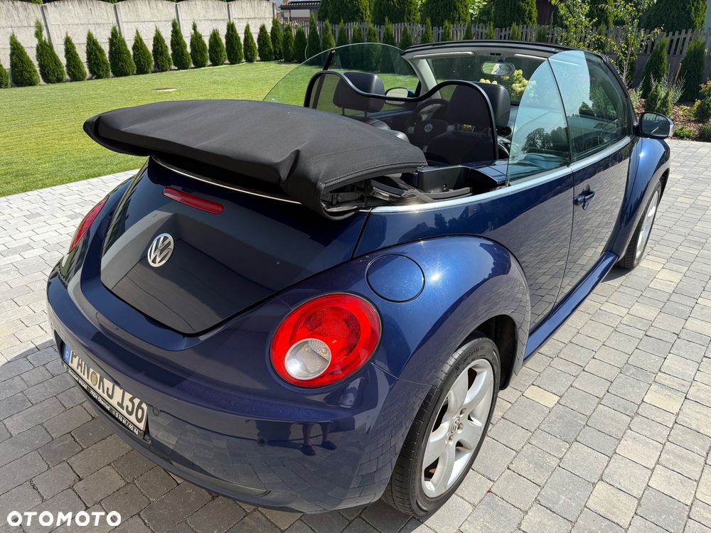 Volkswagen New Beetle 2.0 - 10