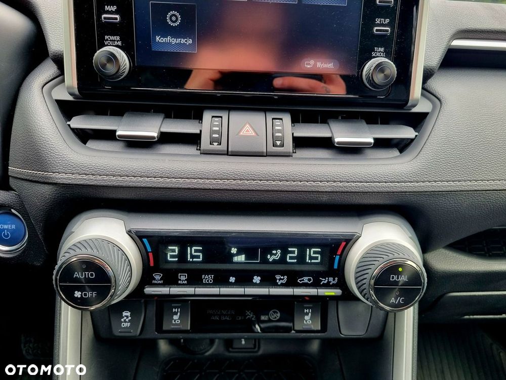 Toyota RAV4 - 22