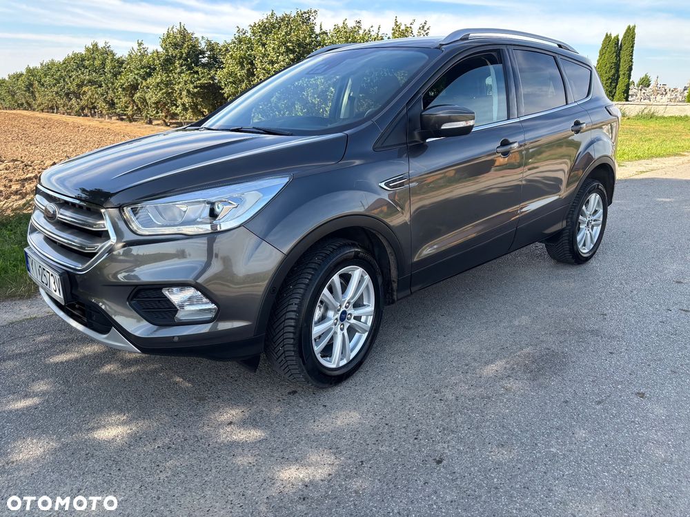 Ford Kuga - 1