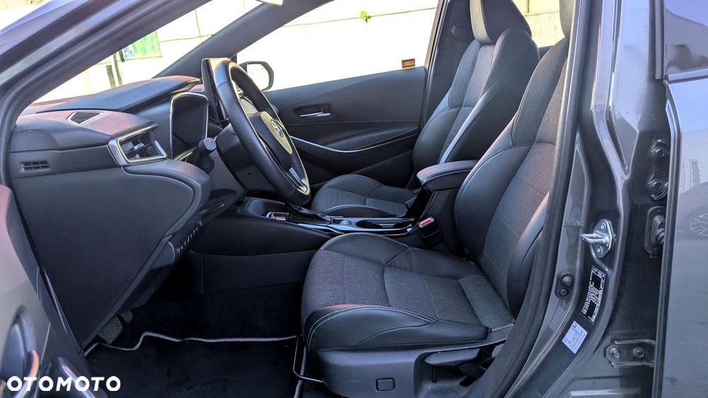 Toyota Corolla 1.8 Hybrid Style - 8