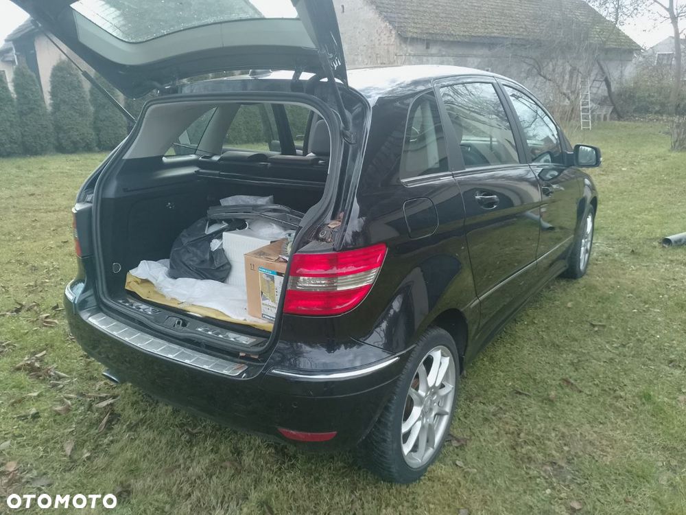 Mercedes-Benz Klasa B 180 CDI Autotronic - 3