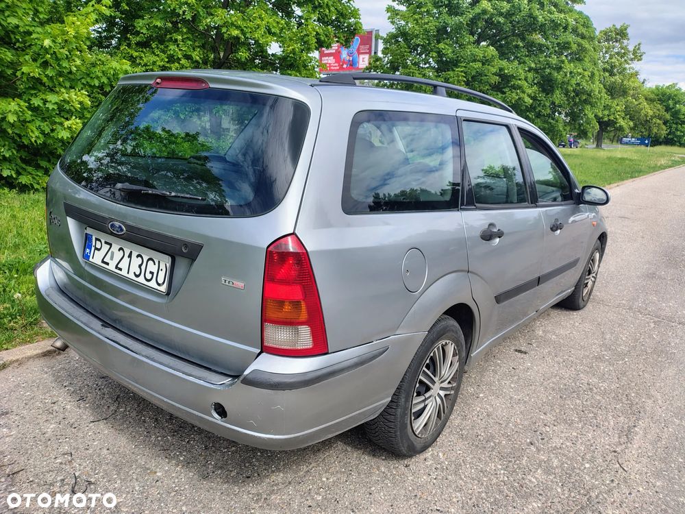 Ford Focus - 3