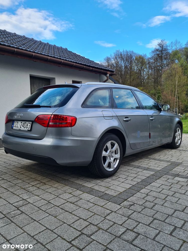 Audi A4 Avant 2.0 TDI DPF Attraction - 6