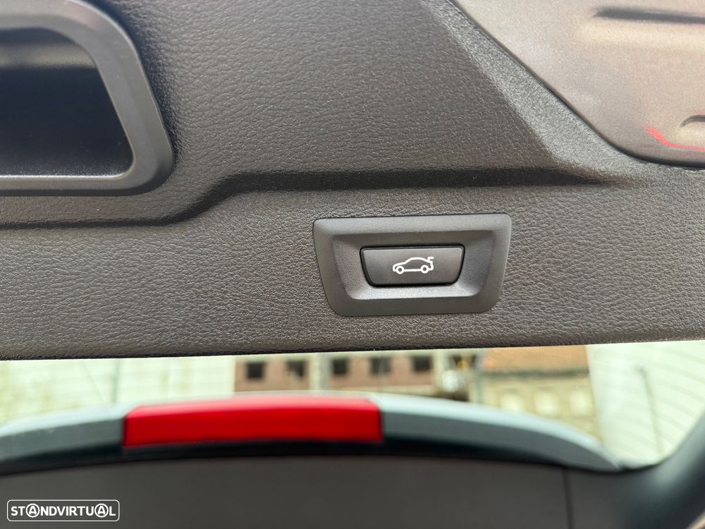 BMW X5 25 d xDrive Pack M 50 anos - 12