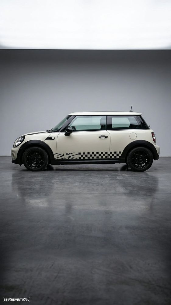 MINI 3 Portas One D - 3