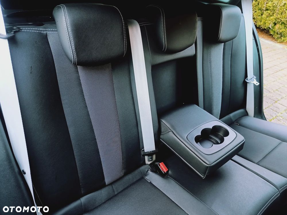 Renault Megane ENERGY dCi 130 Start & Stop Bose Edition - 15