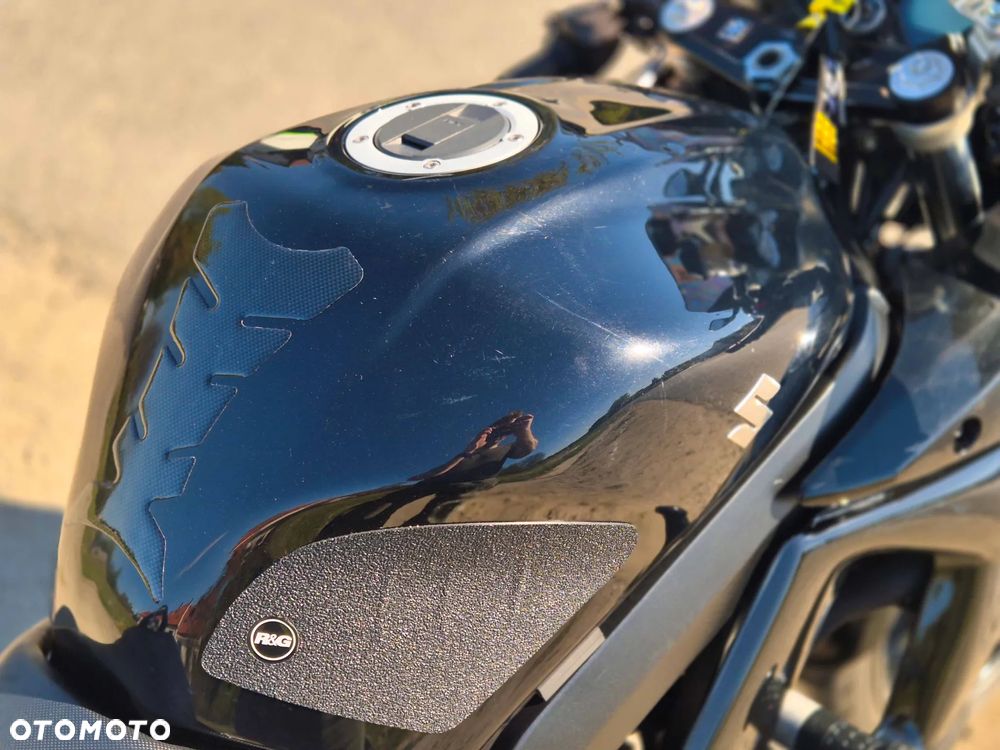 Suzuki SV - 13