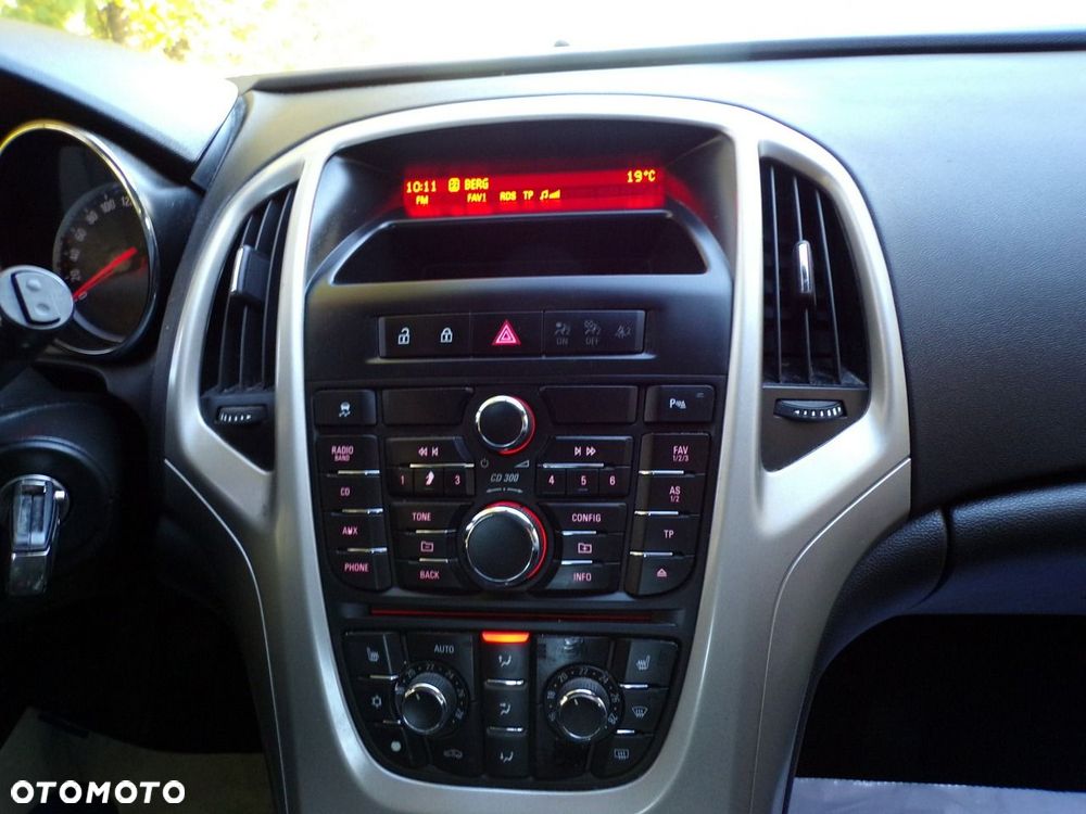 Opel Astra - 20
